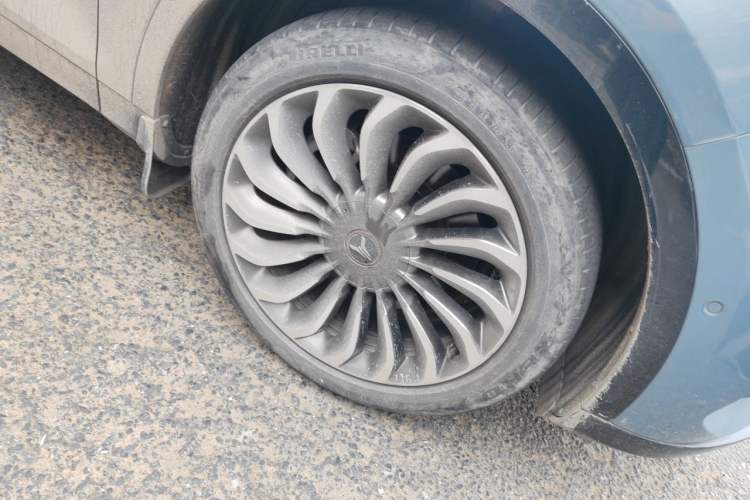 Used VOYAH FREE 2021 Four-Wheel Drive Standard All-Electric Exclusive Luxury Package Right Front Wheel Hub