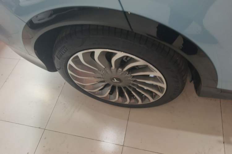 Used VOYAH FREE 2021 Four-Wheel Drive Standard All-Electric Exclusive Luxury Package Right Rear Wheel Hub