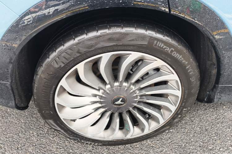 Used VOYAH FREE 2021 Four-Wheel Drive All-Electric First Edition Commemorative Edition Exclusive Luxury Package Right Rear Wheel Hub