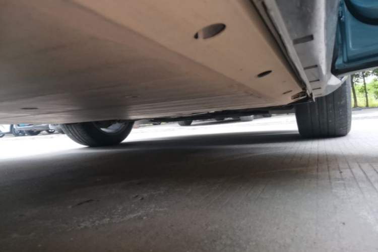 Used VOYAH FREE 2021 Two-Wheel Drive Standard Pure Electric Version Right Side Sill