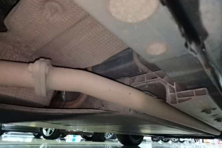 Used VOYAH FREE 2021 Four-Wheel Drive Standard Range-Extended Exclusive Luxury Package Right Side Sill