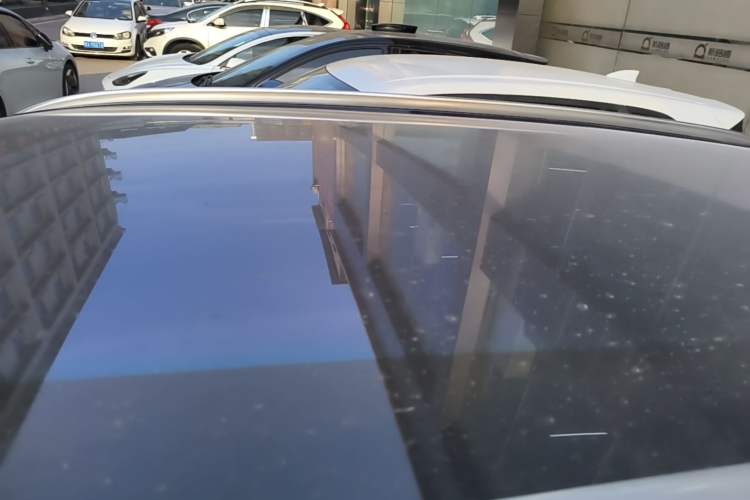 Used VOYAH FREE 2021 Four-Wheel Drive Standard Range-Extended Exclusive Luxury Package Roof