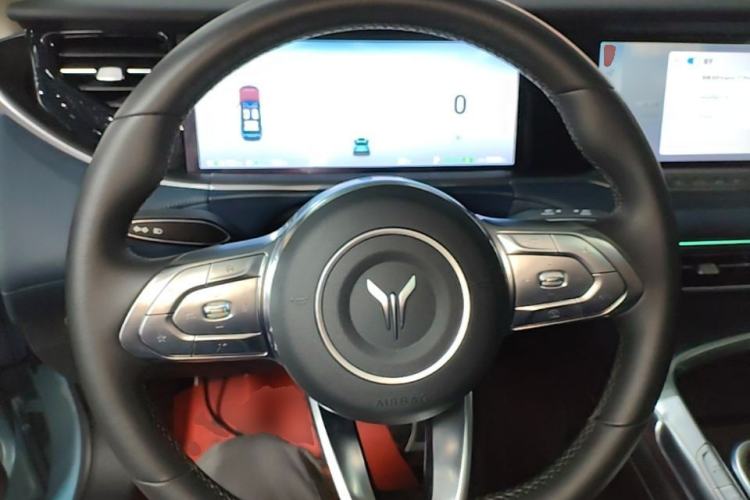 Used VOYAH FREE 2021 Four-Wheel Drive Extended-Range First Edition Commemorative Edition Exclusive Luxury Package Steering Wheel