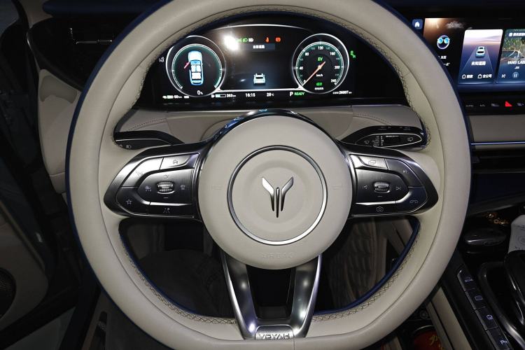 Used VOYAH FREE 2021 Four-Wheel Drive Extended-Range First Edition Commemorative Edition Exclusive Luxury Package Steering Wheel