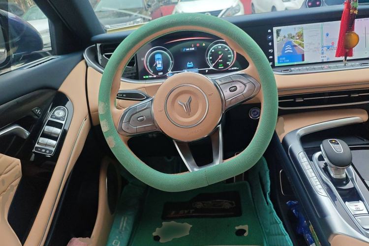 Used VOYAH FREE 2021 Four-Wheel Drive Standard Range-Extended Exclusive Luxury Package Steering Wheel