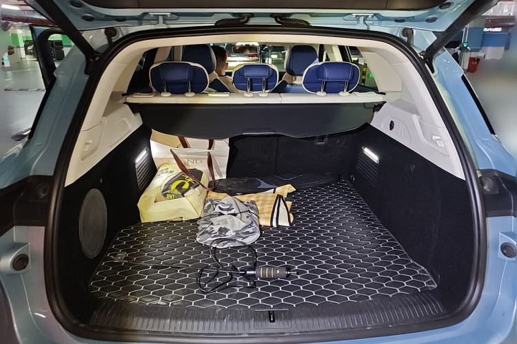 Used VOYAH FREE 2021 Four-Wheel Drive Extended-Range First Edition Commemorative Edition Exclusive Luxury Package Trunk