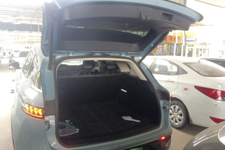 Used VOYAH FREE 2021 Four-Wheel Drive Standard Range-Extended Exclusive Luxury Package Trunk