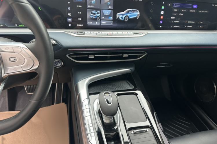 Used VOYAH FREE 2021 Four-Wheel Drive Standard Range-Extended Exclusive Luxury Package Audio And AC Panel