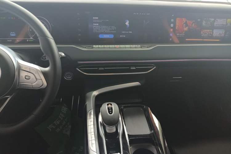 Used VOYAH FREE 2021 Four-Wheel Drive Standard Range-Extended Exclusive Luxury Package Audio And AC Panel