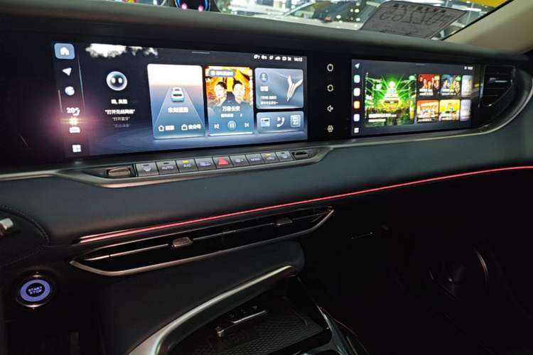 Used VOYAH FREE 2021 Four-Wheel Drive Standard All-Electric Exclusive Luxury Package Audio And AC Panel
