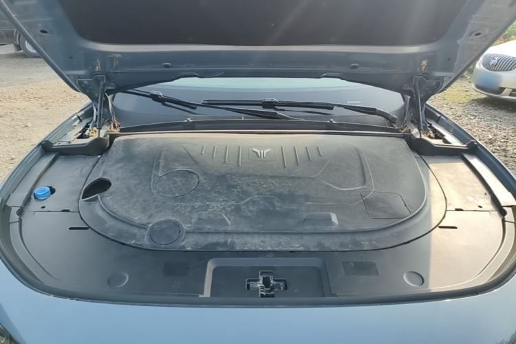 Used VOYAH FREE 2021 Four-Wheel Drive Standard Range-Extended Exclusive Luxury Package Engine Bay