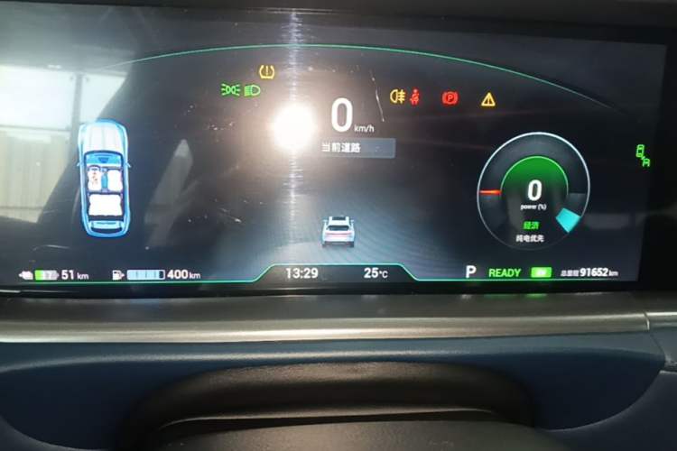 Used VOYAH FREE 2021 Four-Wheel Drive Standard Range-Extended Exclusive Luxury Package Instrument Cluster