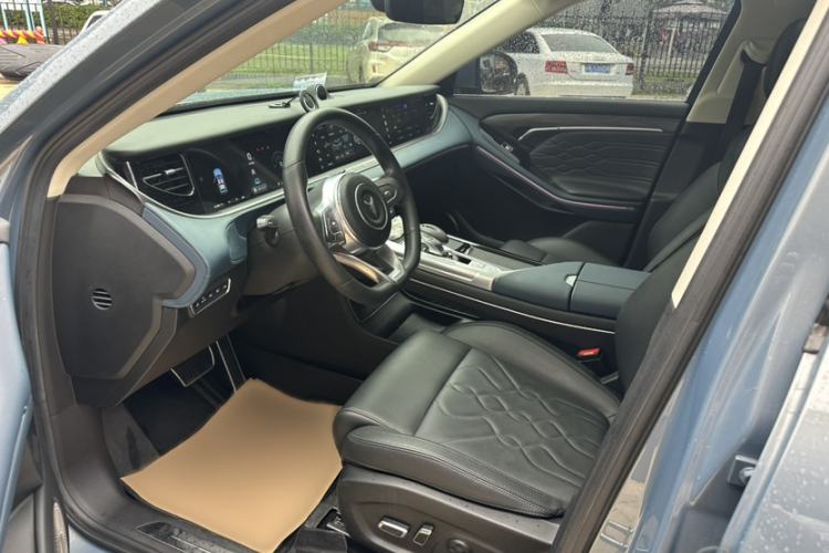 Used VOYAH FREE 2021 Four-Wheel Drive Standard Range-Extended Exclusive Luxury Package Interior 1