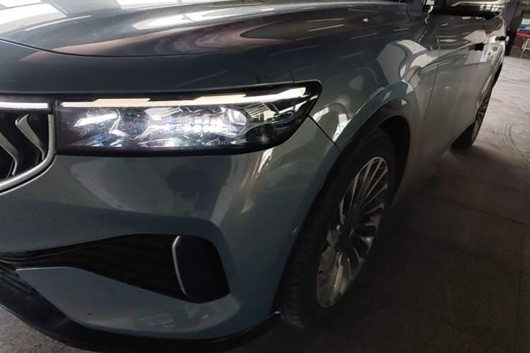 Used VOYAH FREE 2021 Four-Wheel Drive Standard Range-Extended Exclusive Luxury Package Left Front Headlight