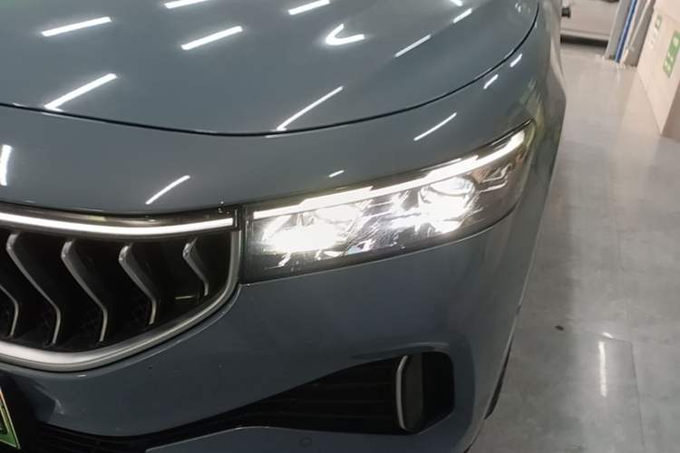 Used VOYAH FREE 2021 Four-Wheel Drive Standard Range-Extended Exclusive Luxury Package Left Front Headlight