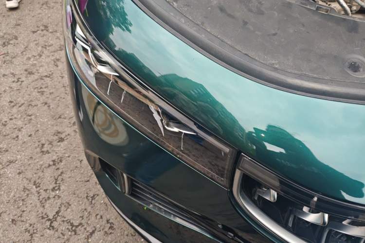 Used VOYAH FREE 2021 Four-Wheel Drive Standard Range-Extended Exclusive Luxury Package Right Front Headlight