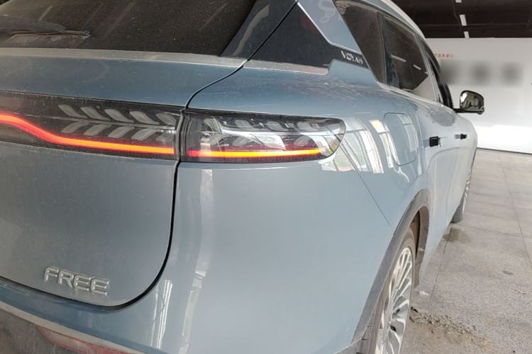 Used VOYAH FREE 2021 Four-Wheel Drive Standard Range-Extended Exclusive Luxury Package Right Rear Taillight