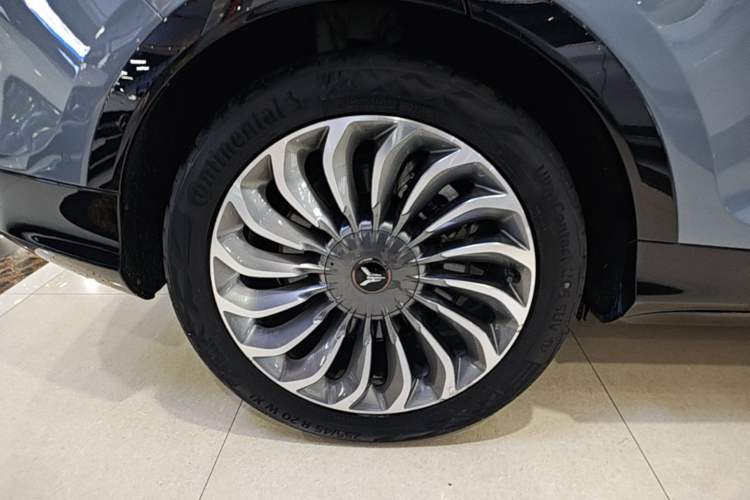 Used VOYAH FREE 2021 Four-Wheel Drive Standard All-Electric Exclusive Luxury Package Right Rear Wheel Hub