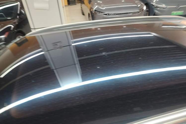Used VOYAH FREE 2021 Four-Wheel Drive Standard Range-Extended Exclusive Luxury Package Roof