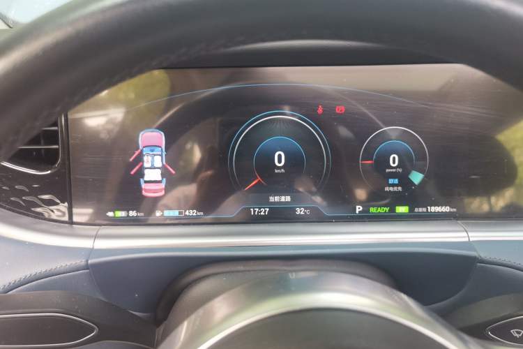 Used VOYAH FREE 2021 Four-Wheel Drive Extended-Range First-Edition Commemorative Model Instrument Cluster