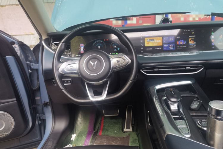 Used VOYAH FREE 2021 Four-Wheel Drive Extended-Range First-Edition Commemorative Model Steering Wheel