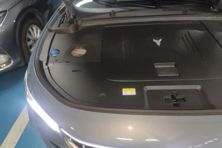 Used VOYAH FREE 2021 Two-Wheel Drive Standard Pure Electric City Edition Engine Bay Right