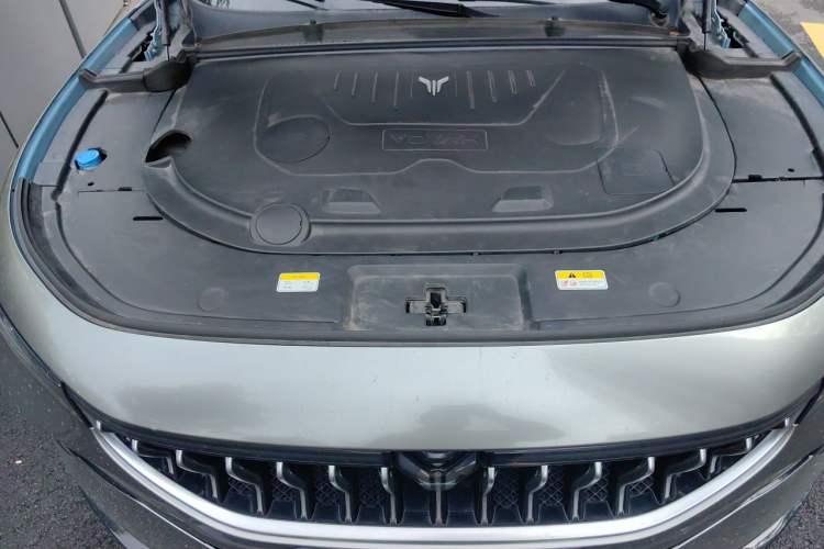 Used VOYAH FREE 2021 Four-Wheel Drive Standard Range-Extended Version Engine Bay