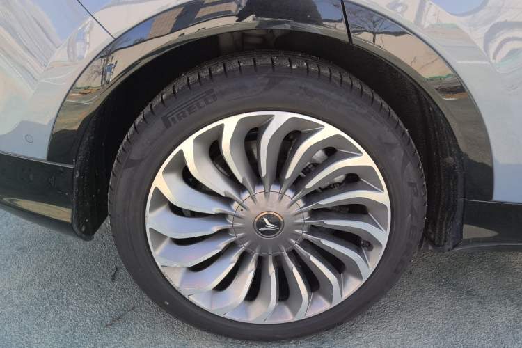 Used VOYAH FREE 2021 Four-Wheel Drive All-Electric First Edition Commemorative Edition Exclusive Luxury Package Exterior 8