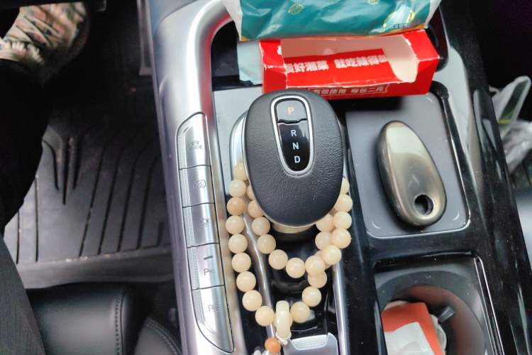 Used VOYAH FREE 2021 Four-Wheel Drive Standard Range-Extended Version Gear Lever