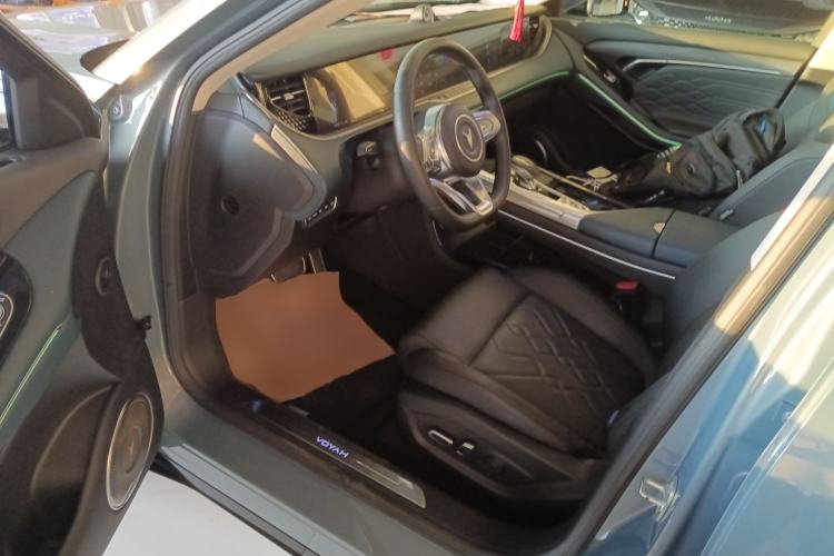 Used VOYAH FREE 2021 Four-Wheel Drive Standard All-Electric Exclusive Luxury Package Left Front Seat