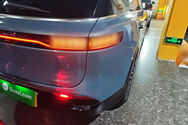 Used VOYAH FREE 2021 Four-Wheel Drive Standard Range-Extended Exclusive Luxury Package Right Rear Taillight