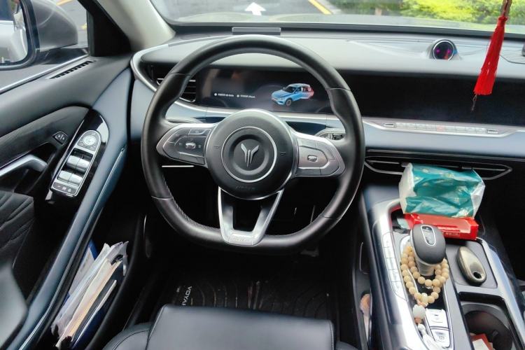 Used VOYAH FREE 2021 Four-Wheel Drive Standard Range-Extended Version Steering Wheel