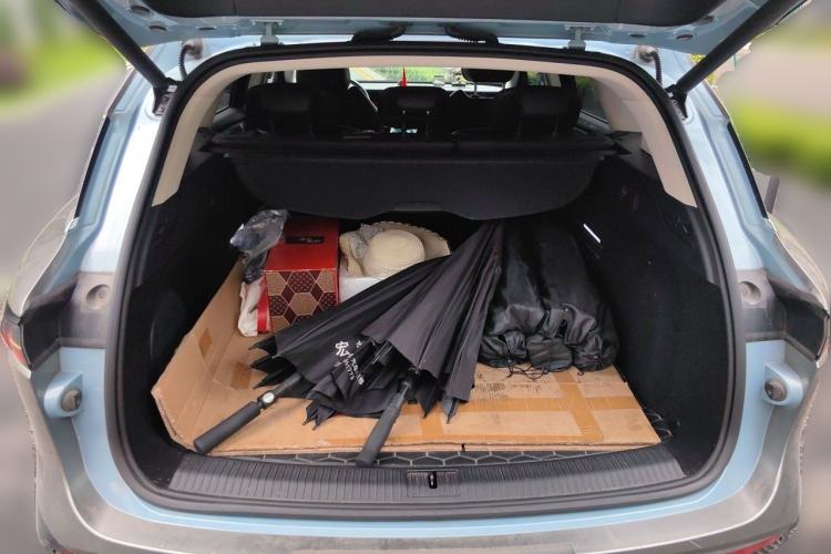 Used VOYAH FREE 2021 Four-Wheel Drive Standard Range-Extended Version Trunk