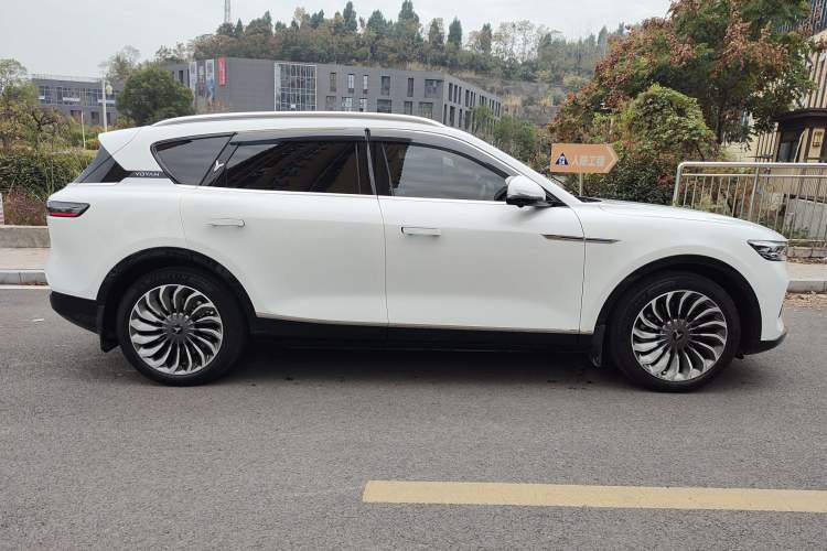 Used VOYAH FREE 2021 Two-Wheel Drive Standard Pure Electric City Edition Exterior 3
