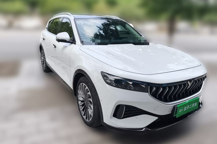 Used VOYAH FREE 2021 Four-Wheel Drive Standard Range-Extended Exclusive Luxury Package Front Right 45 Deg