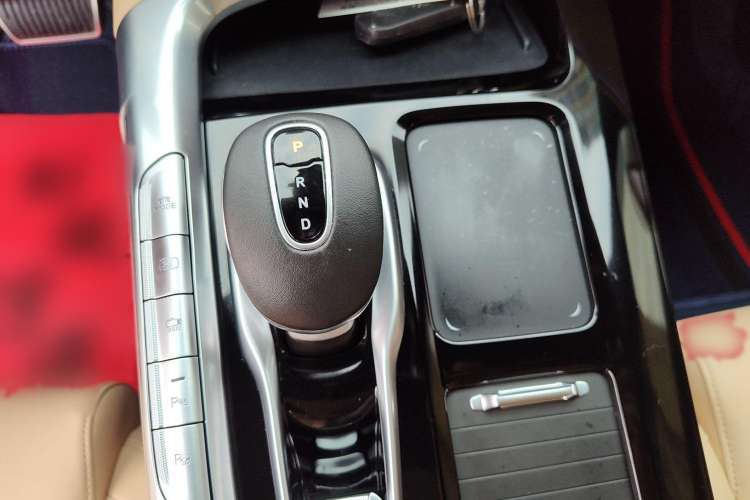 Used VOYAH FREE 2021 Two-Wheel Drive Standard Pure Electric City Edition Interior 7