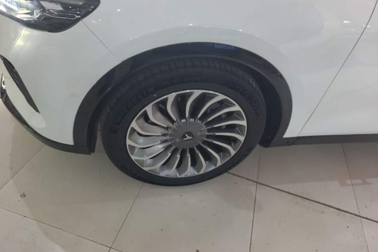 Used VOYAH FREE 2021 Four-Wheel Drive Standard All-Electric Exclusive Luxury Package Left Front Wheel Hub