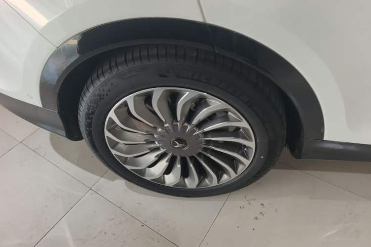 Used VOYAH FREE 2021 Four-Wheel Drive Standard All-Electric Exclusive Luxury Package Right Rear Wheel Hub