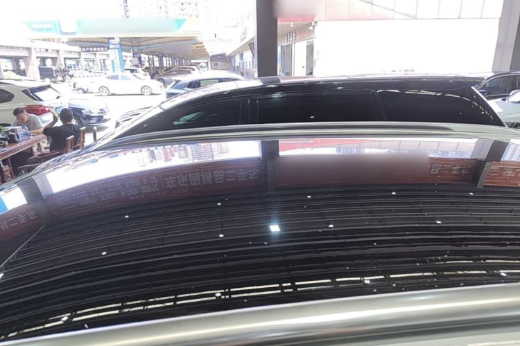 Used VOYAH FREE 2021 Four-Wheel Drive Standard Range-Extended Exclusive Luxury Package Roof