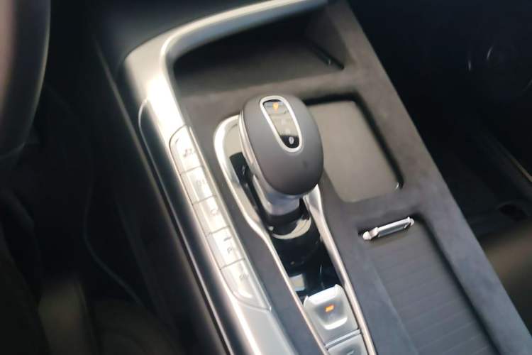 Used VOYAH FREE 2022 DNA Range-Extended Version Gear Lever
