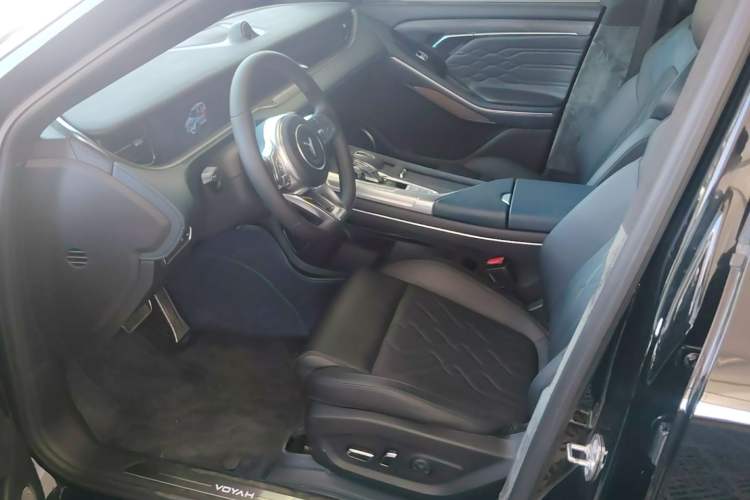Used VOYAH FREE 2022 DNA Range-Extended Version Left Front Seat