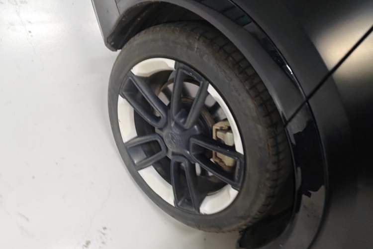 Used VOYAH FREE 2022 DNA Pure Electric Model Right Rear Wheel Hub