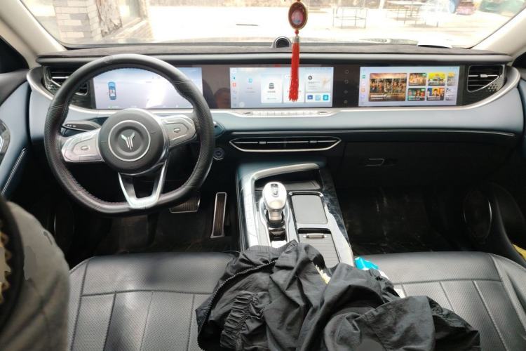 Used VOYAH FREE 2022 Four-Wheel Drive Ultra-Long Range Pure Electric Version Center Console