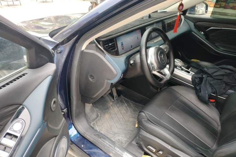 Used VOYAH FREE 2022 Four-Wheel Drive Ultra-Long Range Pure Electric Version Driver Seat