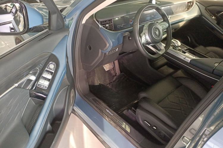 Used VOYAH FREE 2022 Four-Wheel Drive Ultra-Long Range Pure Electric Version Driver Seat