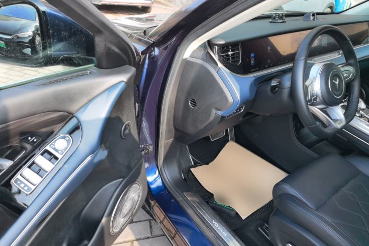 Used VOYAH FREE 2022 Four-Wheel Drive Ultra-Long Range Pure Electric Version Driver Seat