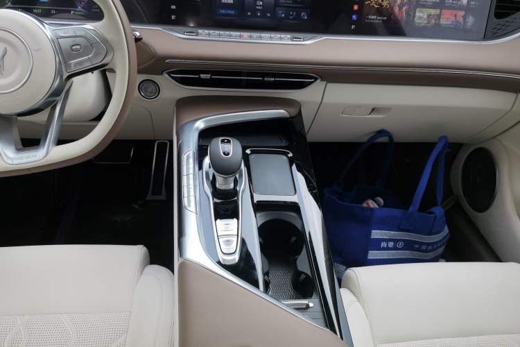 Used VOYAH FREE 2022 DNA Range-Extended Version Gear Lever