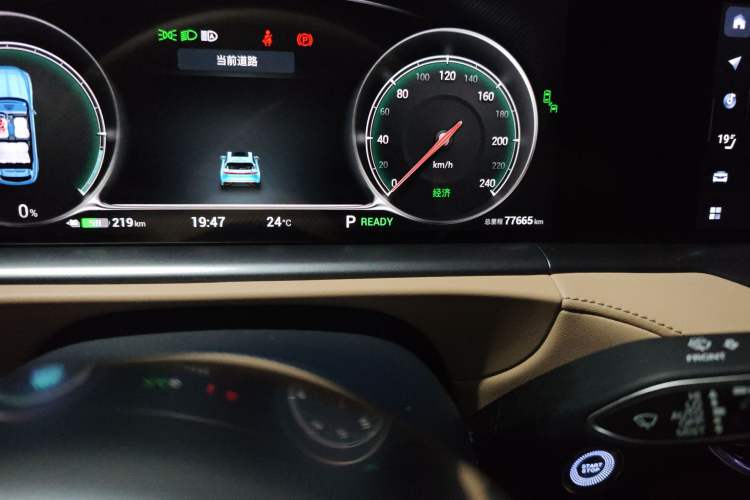 Used VOYAH FREE 2022 Four-Wheel Drive Ultra-Long Range Pure Electric Version Odometer Close Up