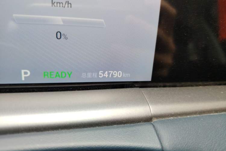 Used VOYAH FREE 2022 Four-Wheel Drive Ultra-Long Range Pure Electric Version Odometer Close Up