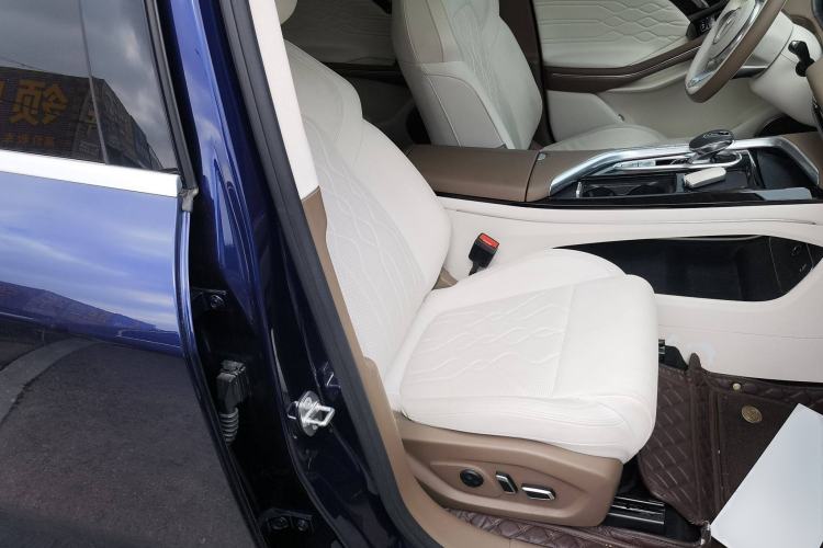 Used VOYAH FREE 2022 DNA Range-Extended Version Right Front Seat